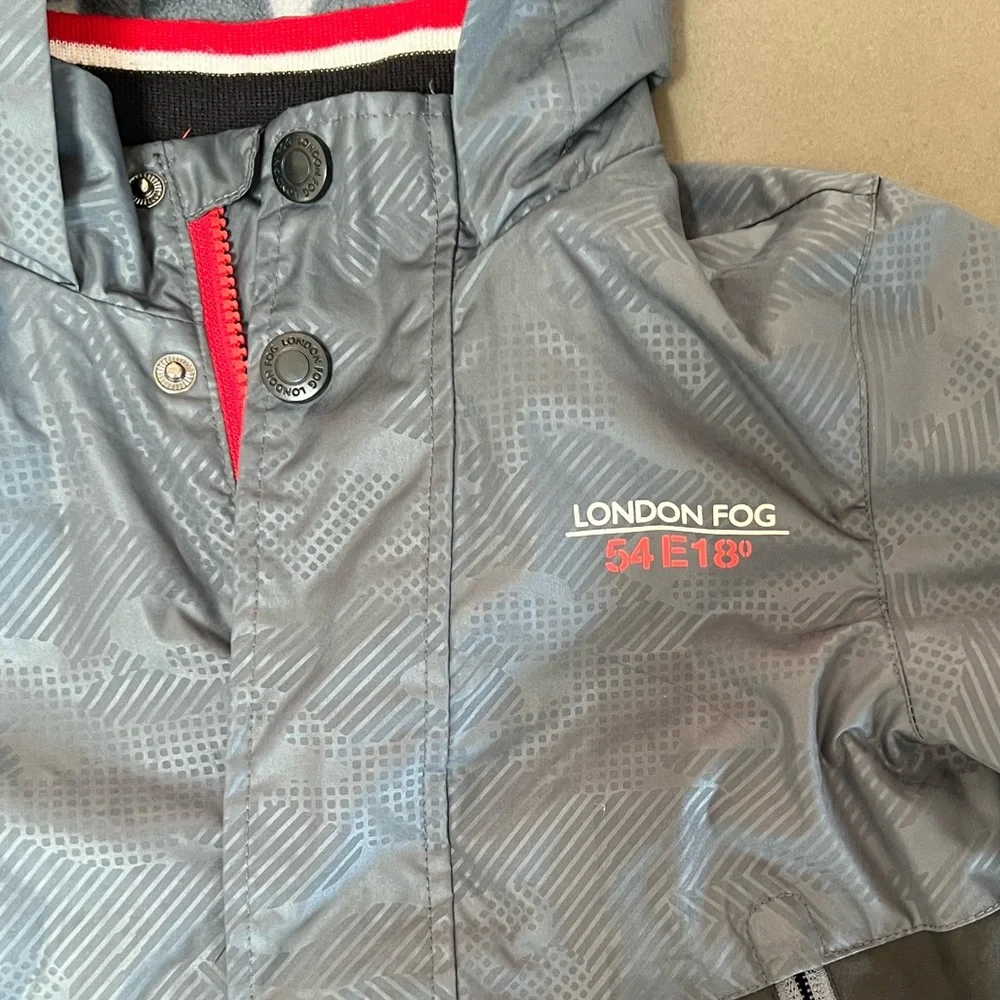 London Fog Coat - Picture 7 of 9